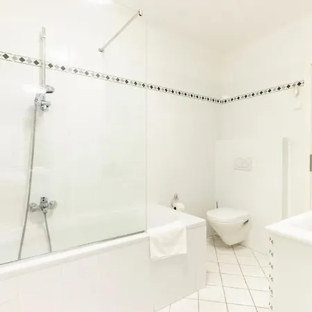 Experience Central Vienna From A Stylish And Modern Apartment Extérieur photo